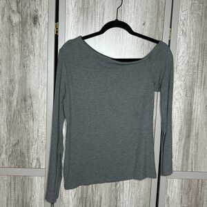 Anthropologie Sen Top Size 3 Asymmetrical Neckline Off Shoulder Gray Color